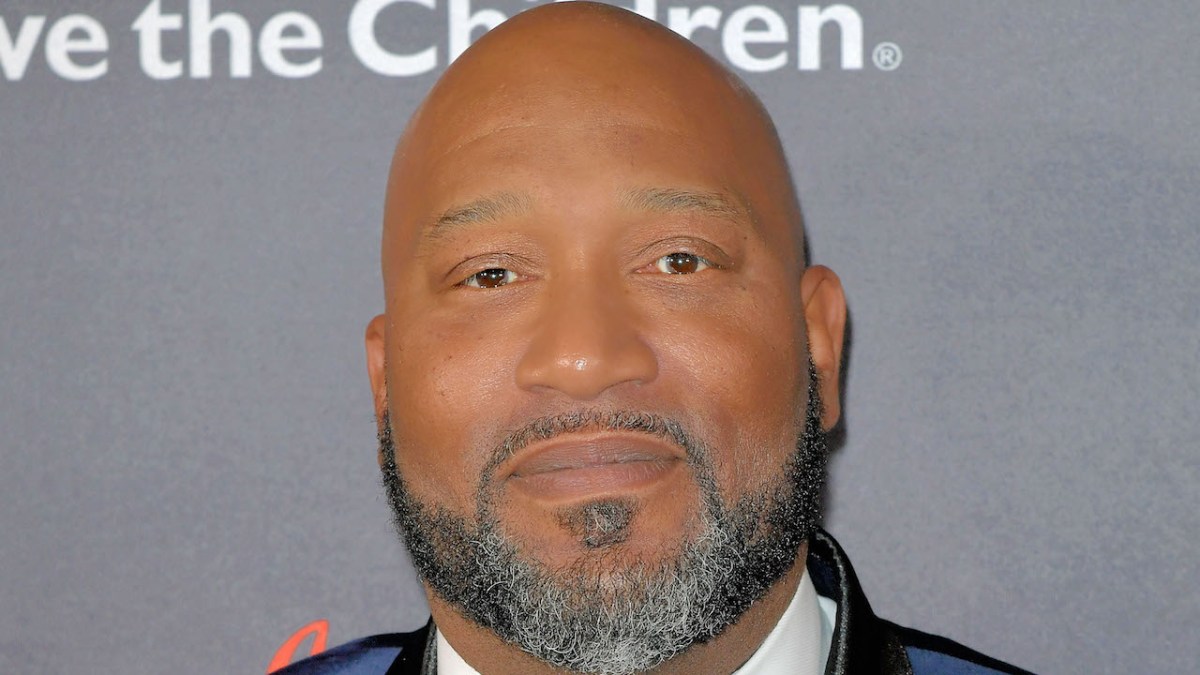 Bun B Breaks Out Pocket Full Of Tools To Help Houston Cop & Stranded Houstonian